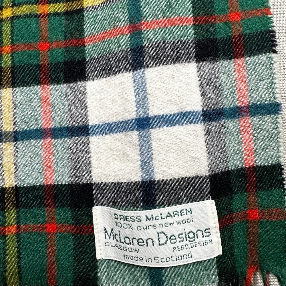 VINTAGE 100% Pure Wool Plaid Fringe Scarf - Picture 7 of 7